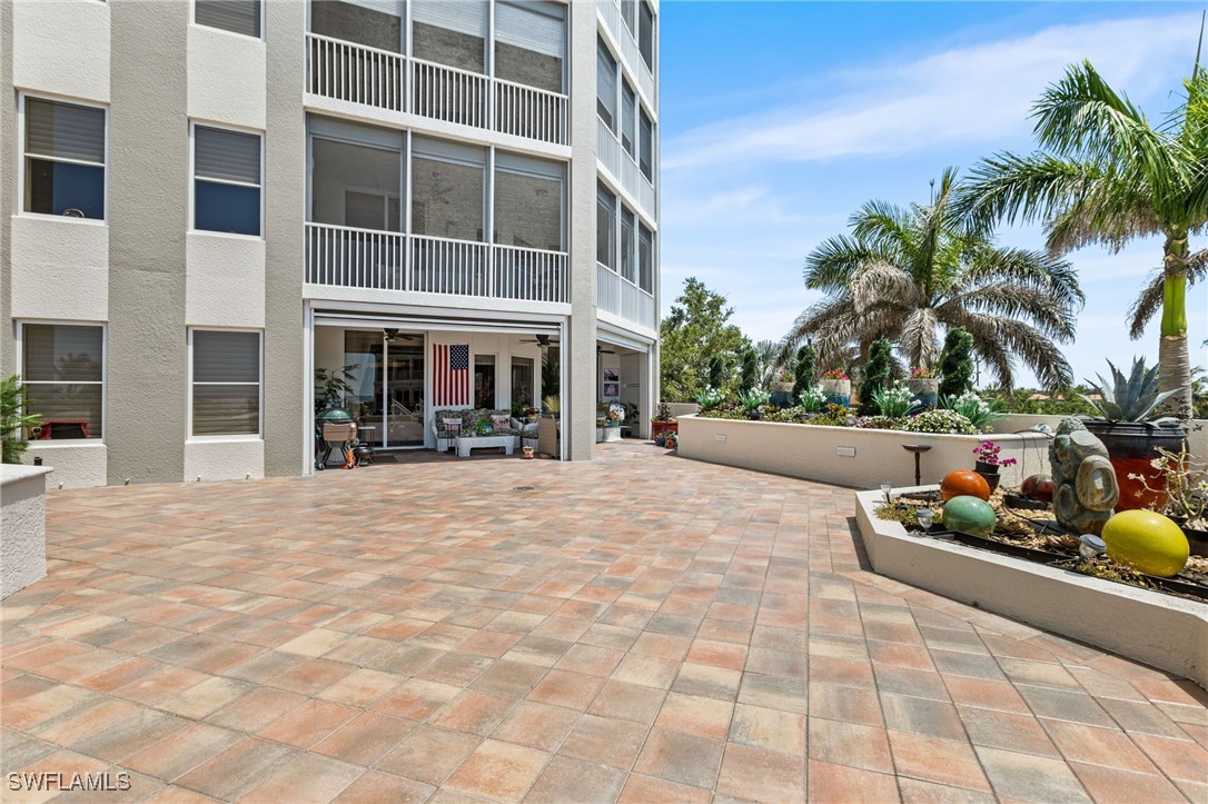 14270 Royal Harbour Court 323