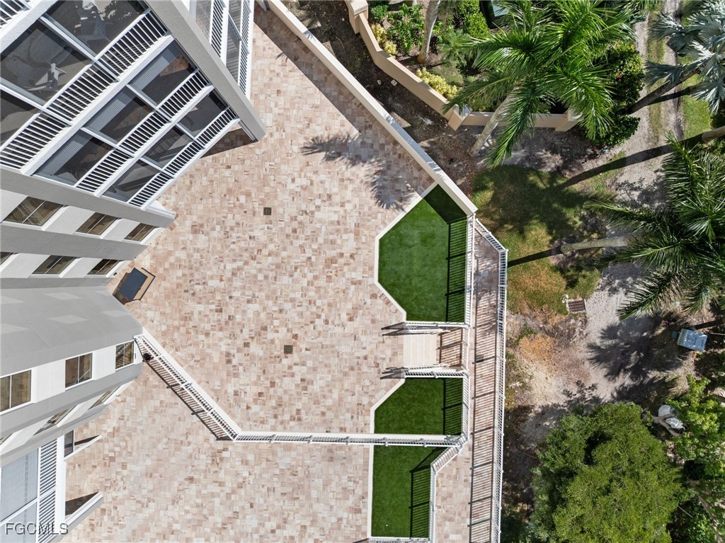 14270 Royal Harbour Court 323