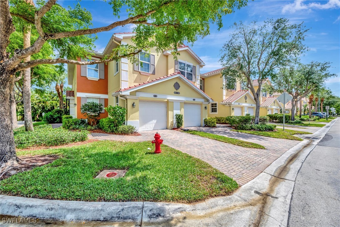 4350 Lazio Way 1102
