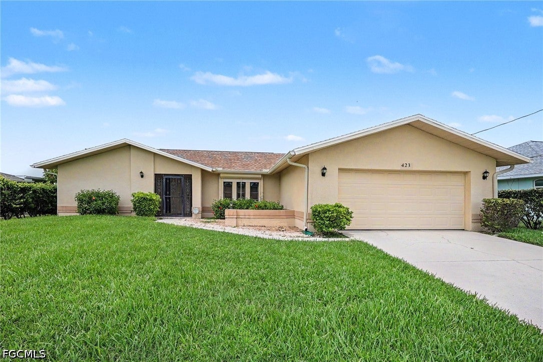 423 SW 12th Street