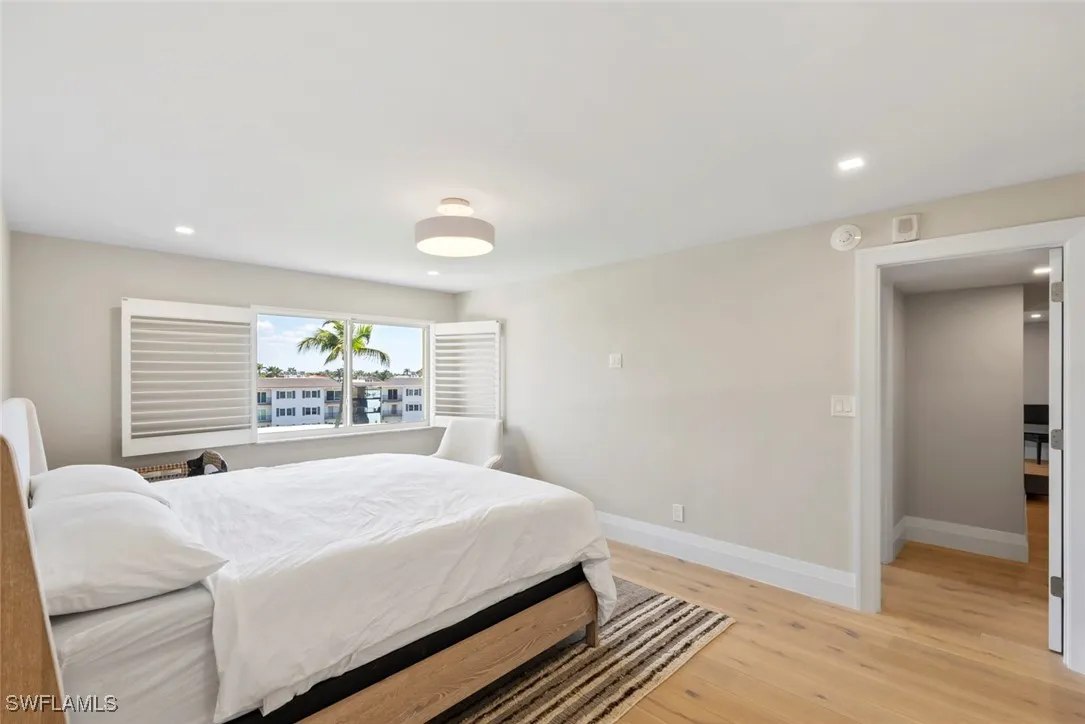 Naples, Florida, 34103, United States, 3 Bedrooms Bedrooms, ,3 BathroomsBathrooms,Residential,Active,1994326