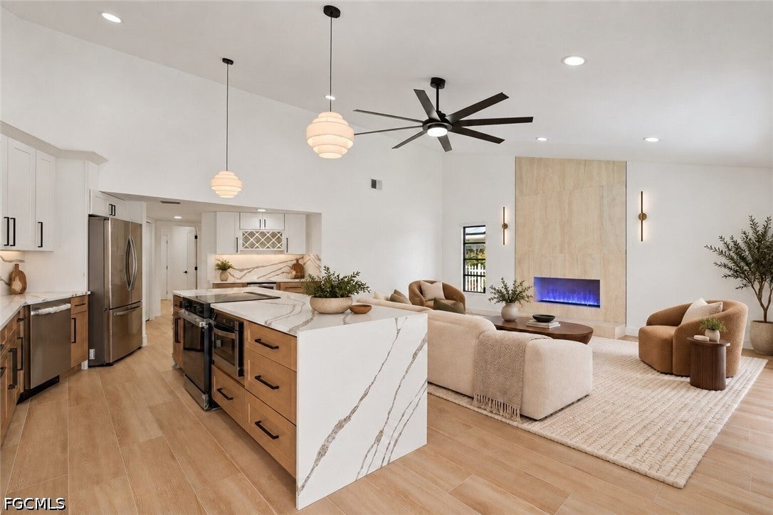 3603 SW 5th Place