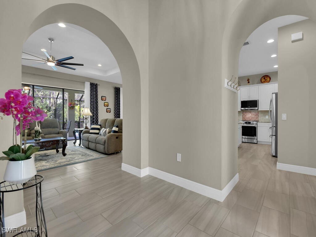 10117 Avalon Lake Circle