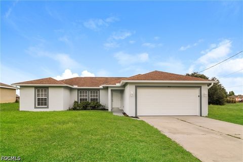 Photo of 3802 35th Street SW, Lehigh Acres, FL 33976 (MLS # 2026015287)