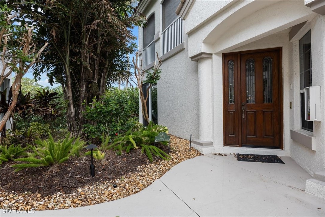 233 Colonade Circle 2205