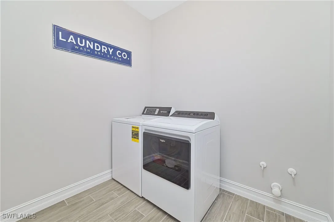 Alva, Florida 33920, United States, 3 Bedrooms Bedrooms, ,2 BathroomsBathrooms,Residential,Active,143154