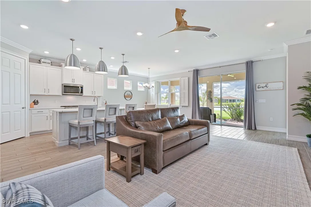 Alva, Florida 33920, United States, 3 Bedrooms Bedrooms, ,2 BathroomsBathrooms,Residential,Active,143154