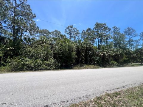 23rd St NW Naples FL 34120