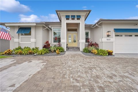 A home in MARCO ISLAND