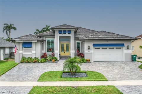 A home in MARCO ISLAND