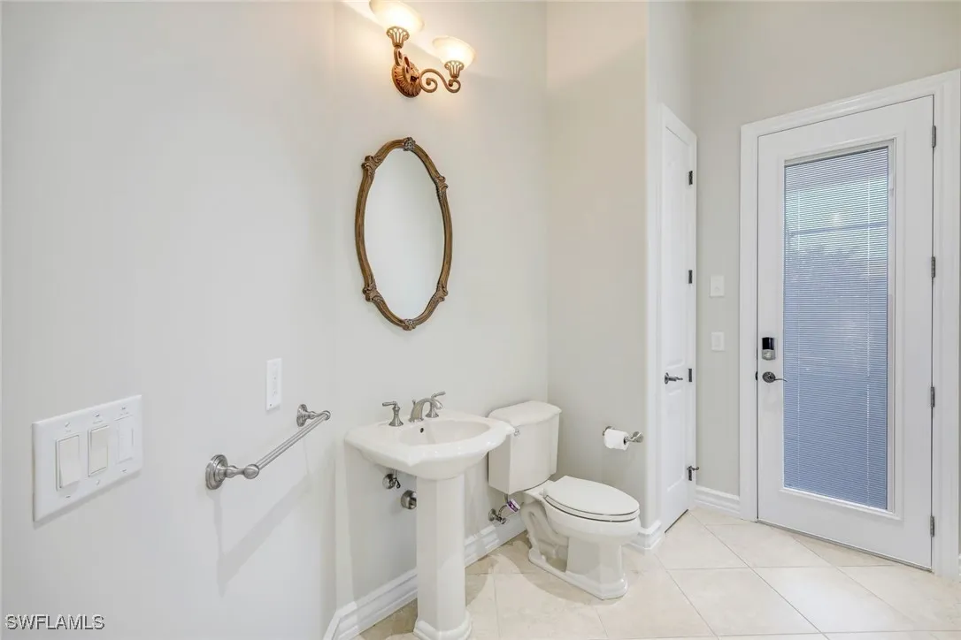 Cape Coral, Florida, 33914, United States, 4 Bedrooms Bedrooms, ,5 BathroomsBathrooms,Residential,Active,1992510