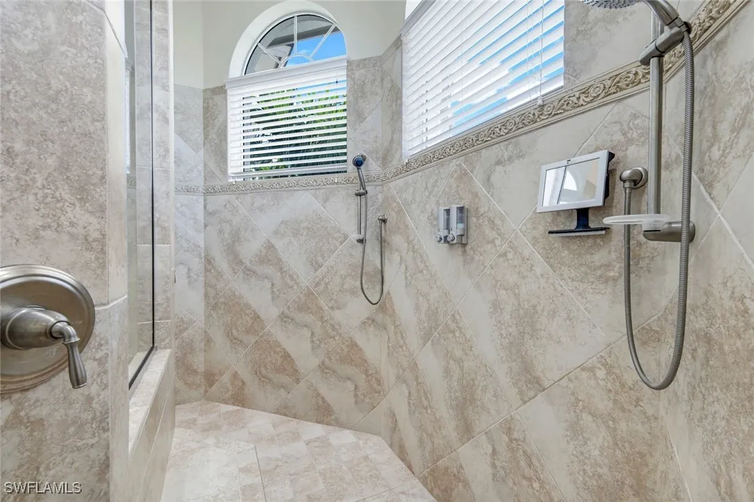 Cape Coral, Florida, 33914, United States, 4 Bedrooms Bedrooms, ,5 BathroomsBathrooms,Residential,Active,1992510