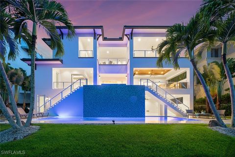 175 Conners Avenue Naples FL 34108