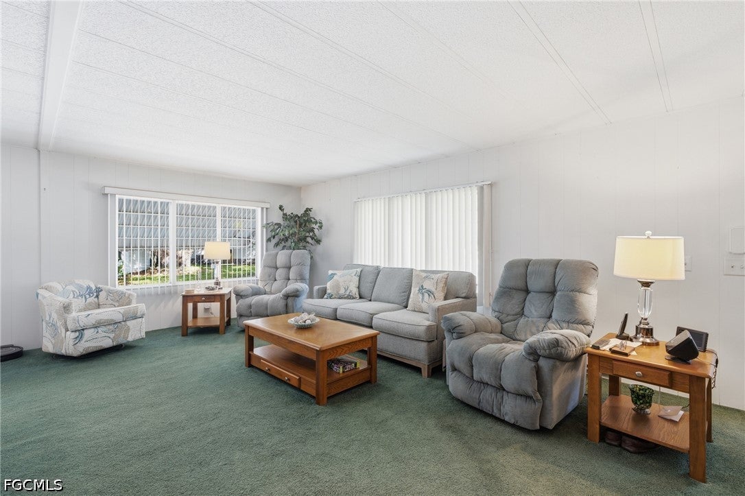 227 Santa Fe Trail