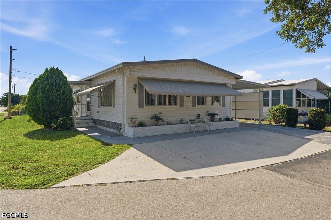 227 Santa Fe Trail
