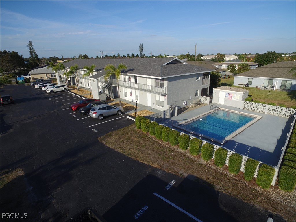 3705 Country Club Boulevard 1-12