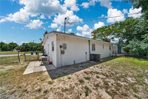 Tiny photo for 1904 Fountain Street, Fort Myers, FL 33916 (MLS # 2026020755)