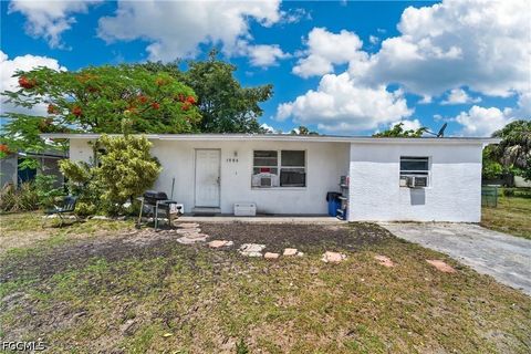Photo of 1904 Fountain Street, Fort Myers, FL 33916 (MLS # 2026020755)