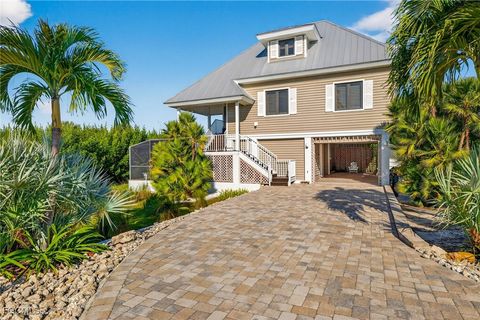 698 Spartina Court Sanibel FL 33957