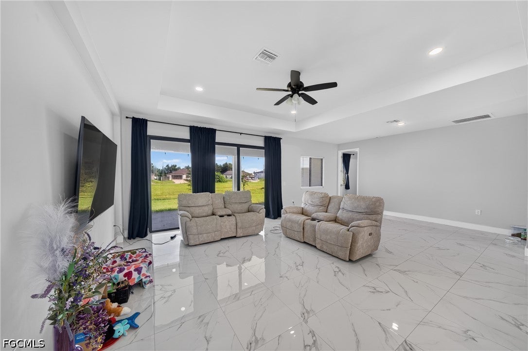 2431 Tropicana Parkway W