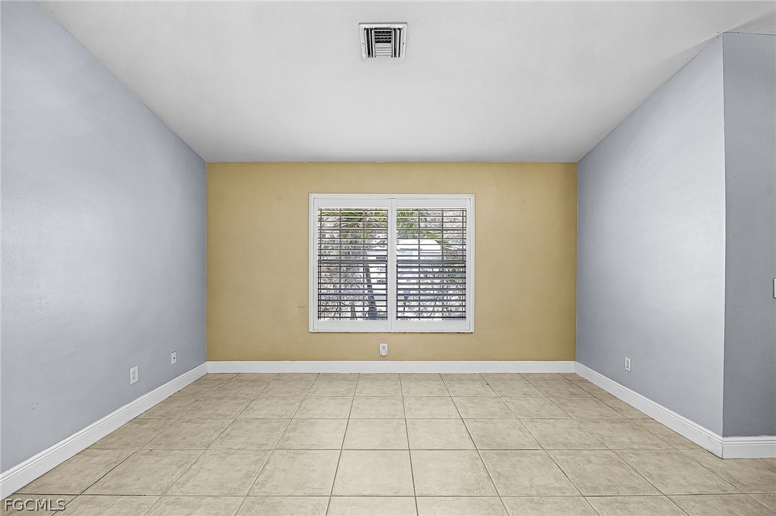 15552 Horseshoe Lane