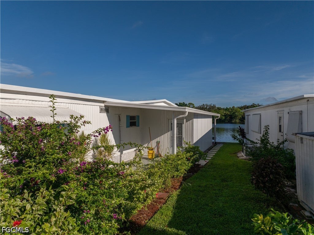 2012 S Olga Drive 28