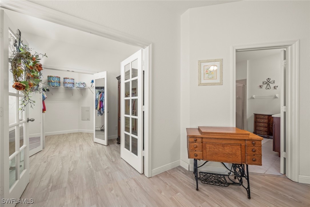 9049 Gladiolus Preserve Circle