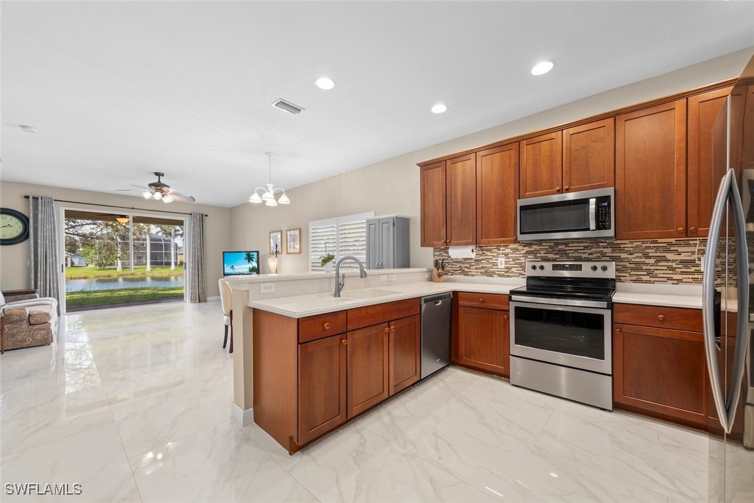 9049 Gladiolus Preserve Circle