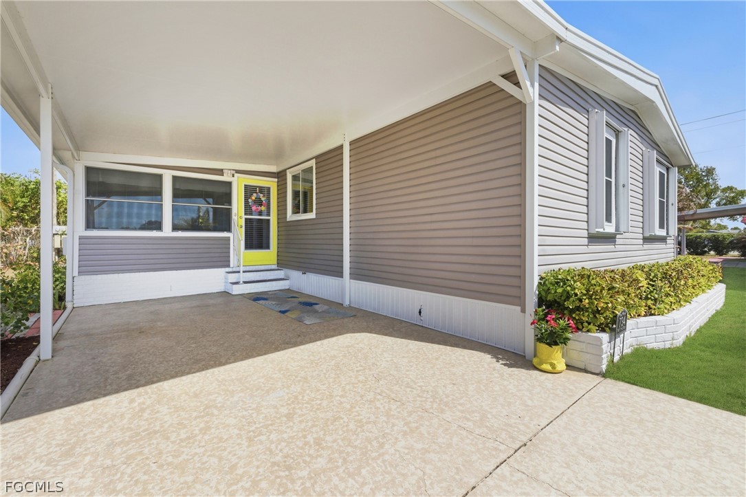 734 Knotty Pine Circle