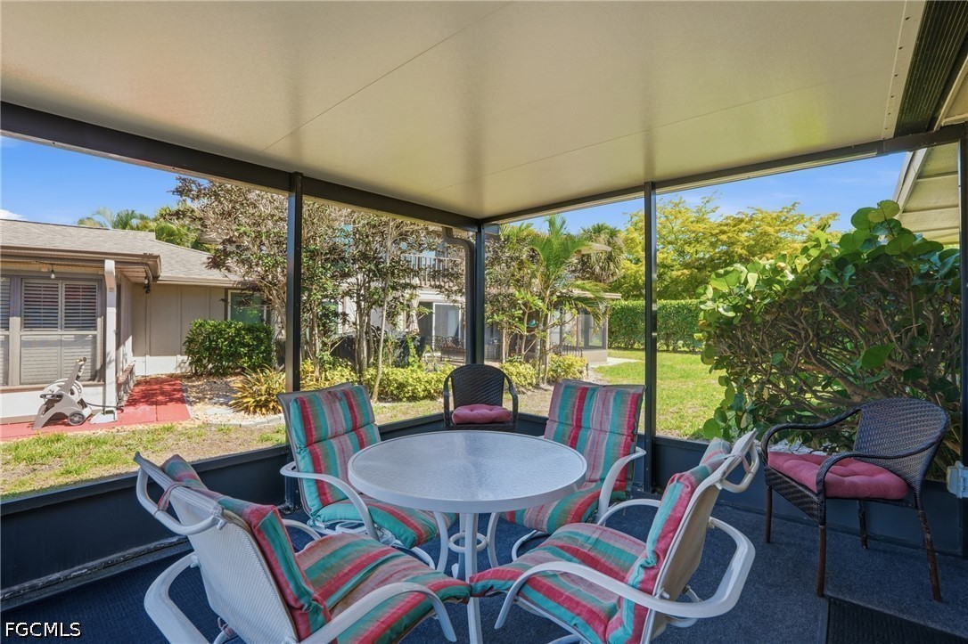 4289 Island Circle 1