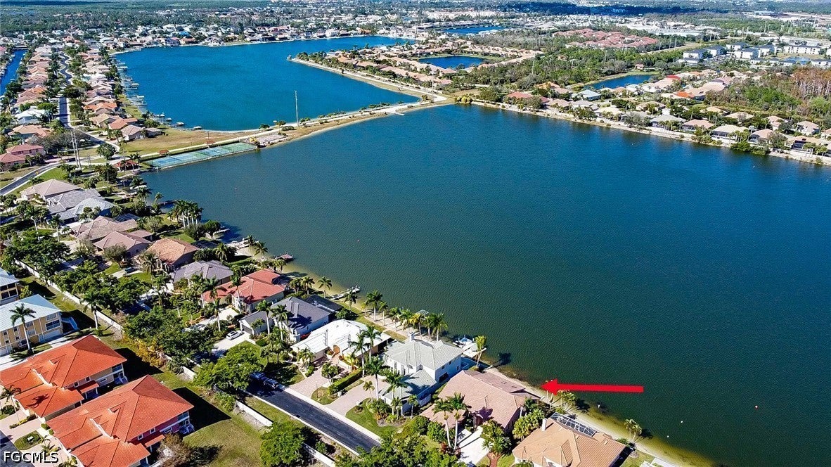 5160 Harborage Drive