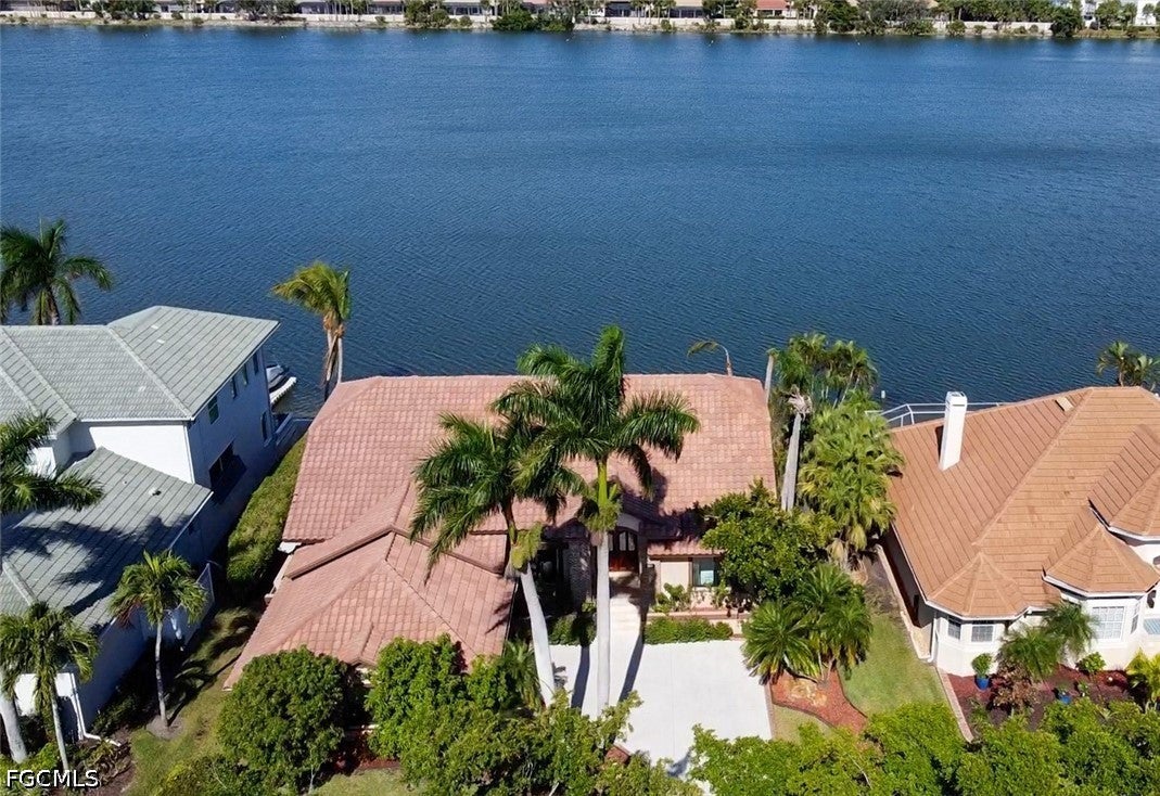 5160 Harborage Drive