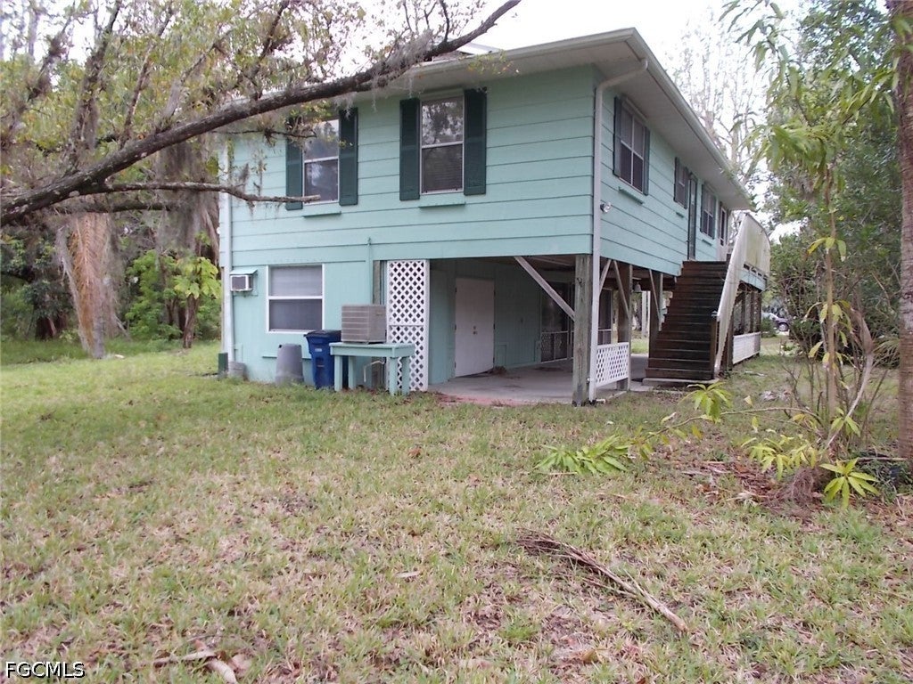 7076 Maida Lane