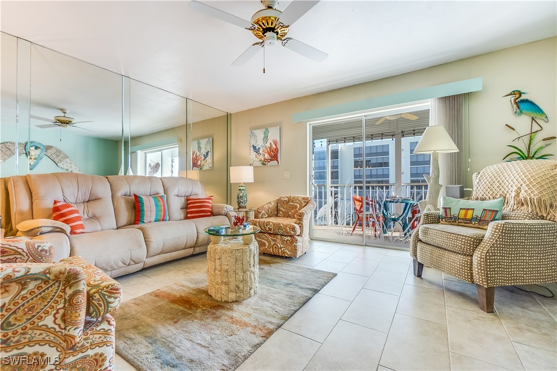 4531 Bay Beach Lane 337