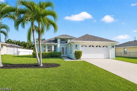 Photo of 625 SW 36th Street, Cape Coral, FL 33914 (MLS # 2026020152)
