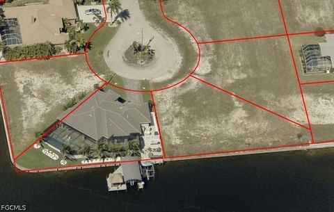 1003 NW 40th Place Cape Coral FL 33993