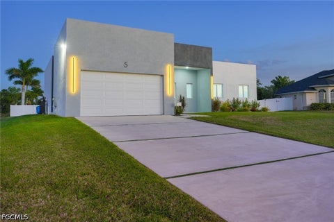 Tiny photo for 5 SW 26th Place, Cape Coral, FL 33991 (MLS # 2026039087)