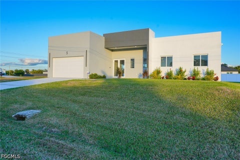 Tiny photo for 5 SW 26th Place, Cape Coral, FL 33991 (MLS # 2026039087)