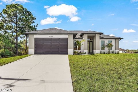 Photo of 9045 W Broad Circle, Labelle, FL 33935 (MLS # 2026020076)