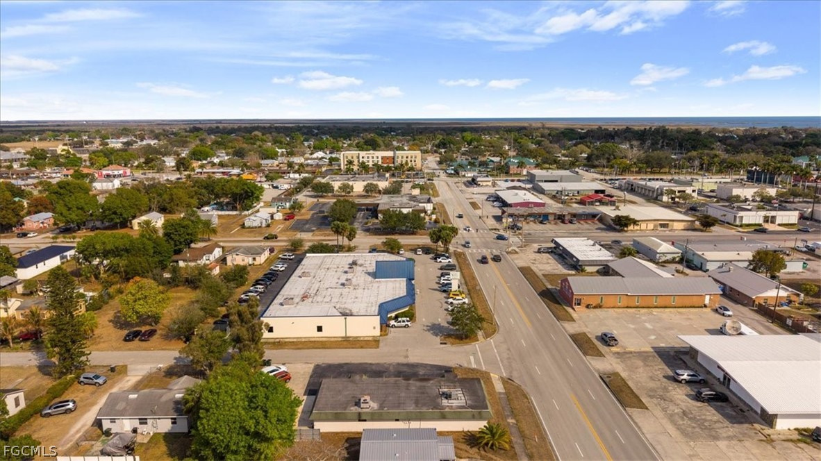 401 S W C Owen Avenue