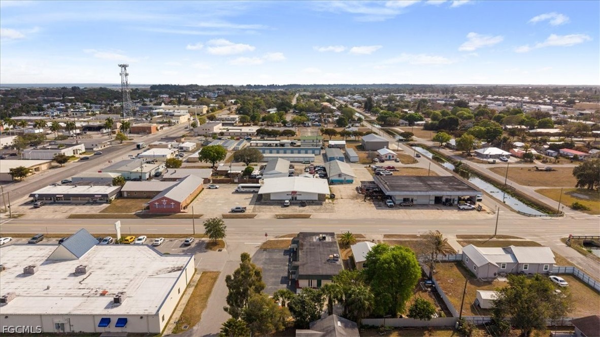 401 S W C Owen Avenue