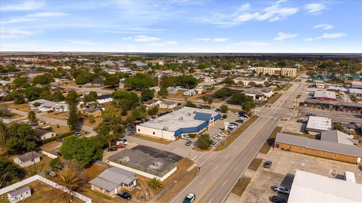 401 S W C Owen Avenue