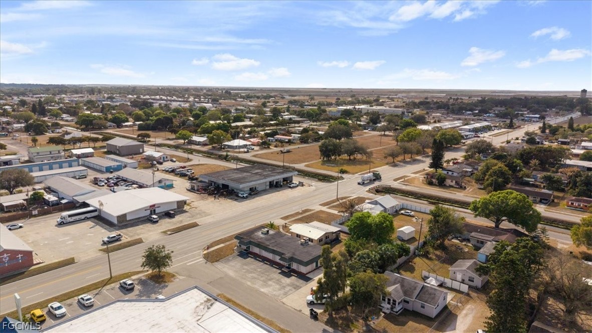 401 S W C Owen Avenue