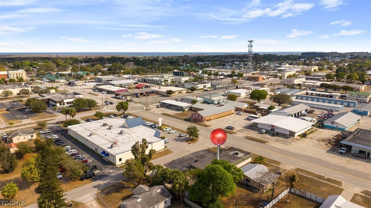 401 S W C Owen Avenue