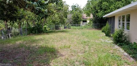 A home in PORT CHARLOTTE