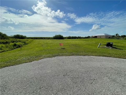 A home in CLEWISTON