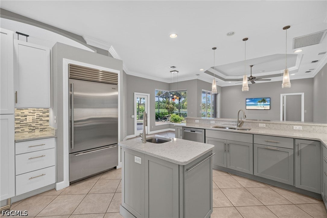 16182 Crown Arbor Way