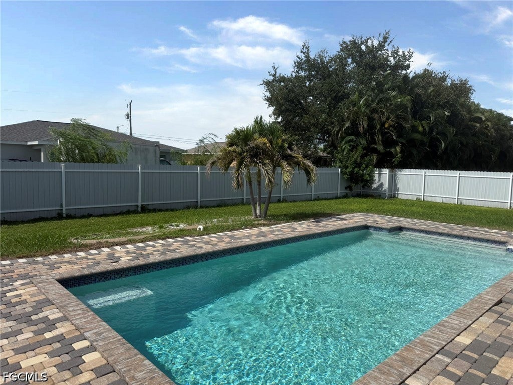 433 NW 1st Street