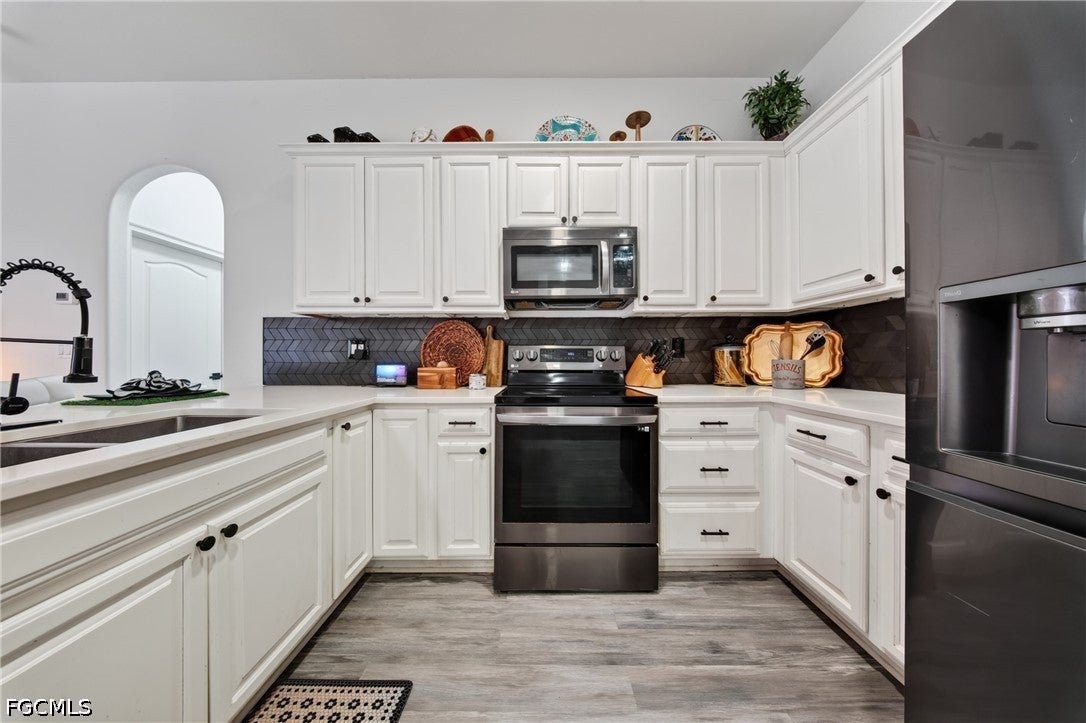 3007 8th Street W