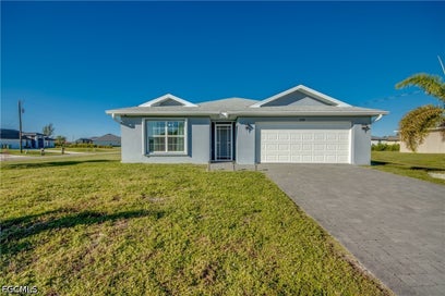 4302 NE 9th Avenue Cape Coral FL 33909